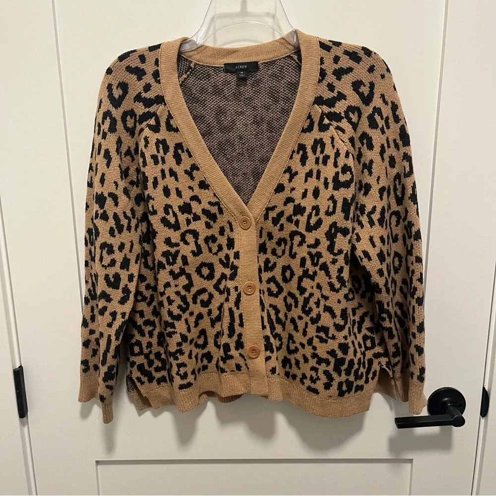 J. Crew Medium V-neck cardigan sweater leopard Relaxed Fit Knit Cotton Wool Crop - Picture 2 of 5